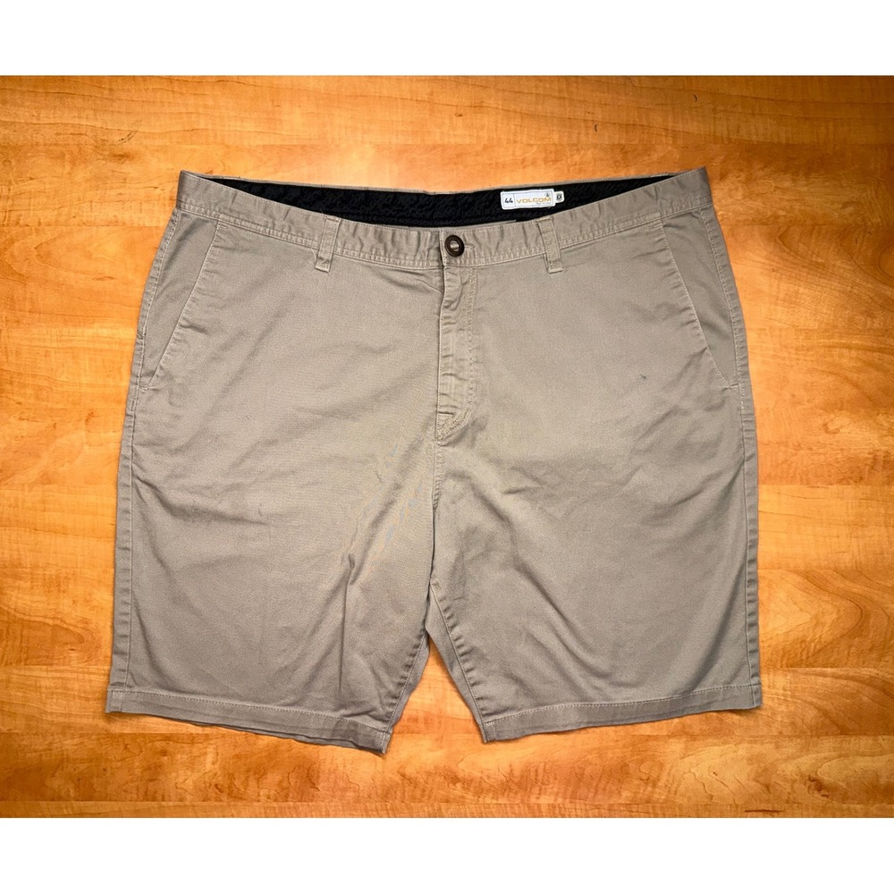 Volcom Frickin Modern Stretch Shorts Mens 44 Khaki Tan Chino